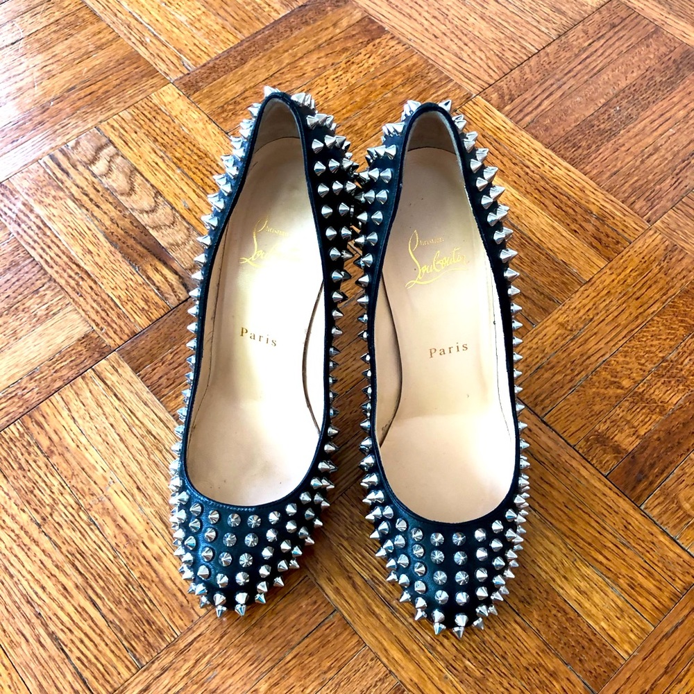 Christian Louboutin Fifi spikes black/silv size 38